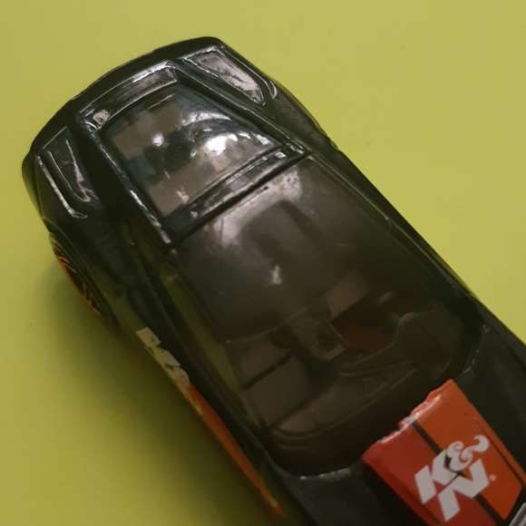 HW Corvette Stingray 2014 Diecast 1:64| 8.5/10 - Picture 2 of 8